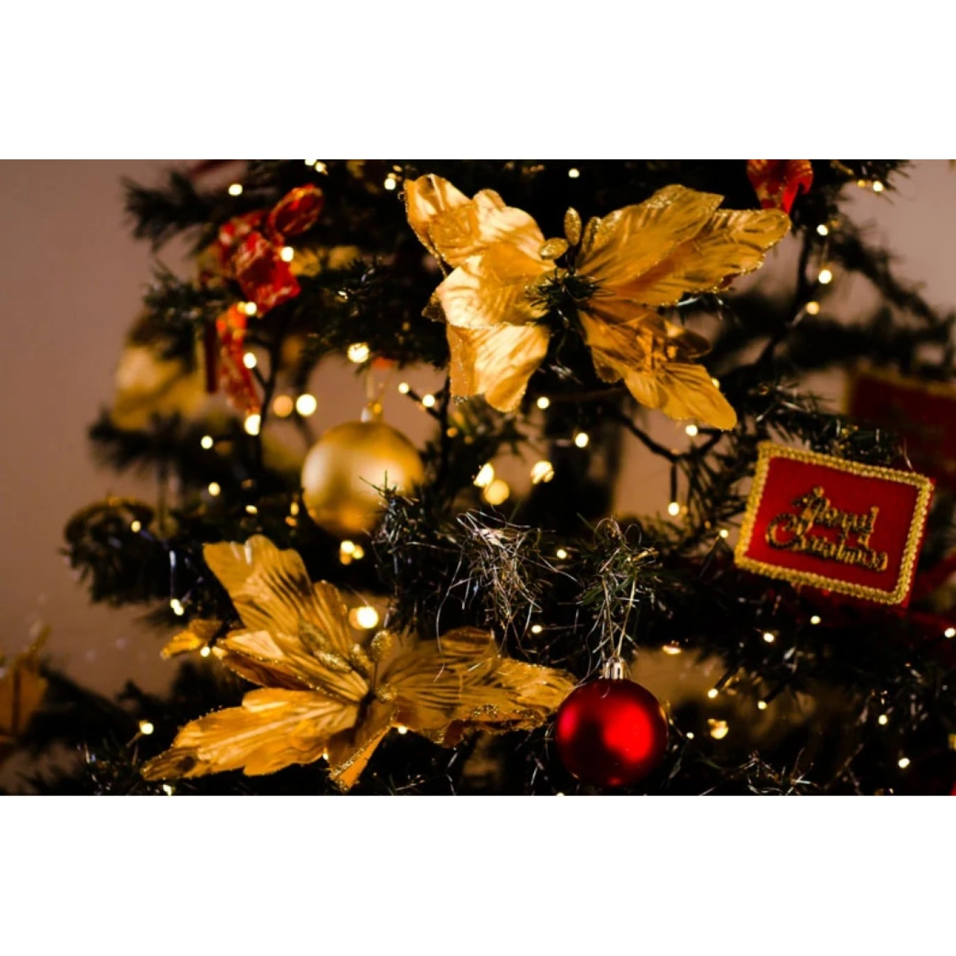 Christmas Decorating Kit - Red 3 Christmas Decorating Kit - Red - Image 3